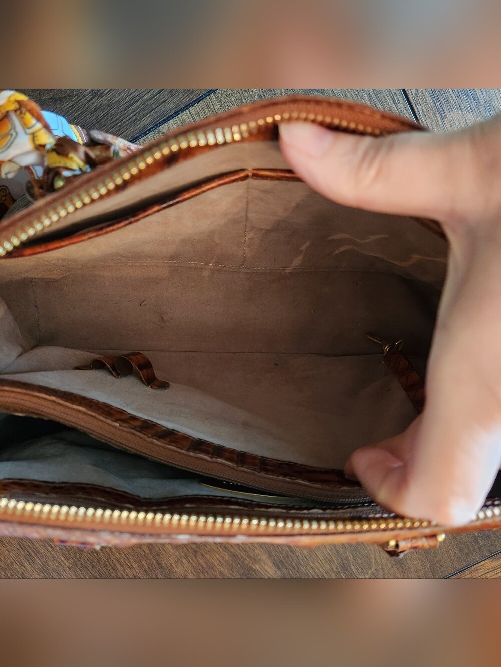 Brahmin Stacy satchel crafted from toasted Melbourne croc-embossed leather 12x8 - Picture 10 of 15